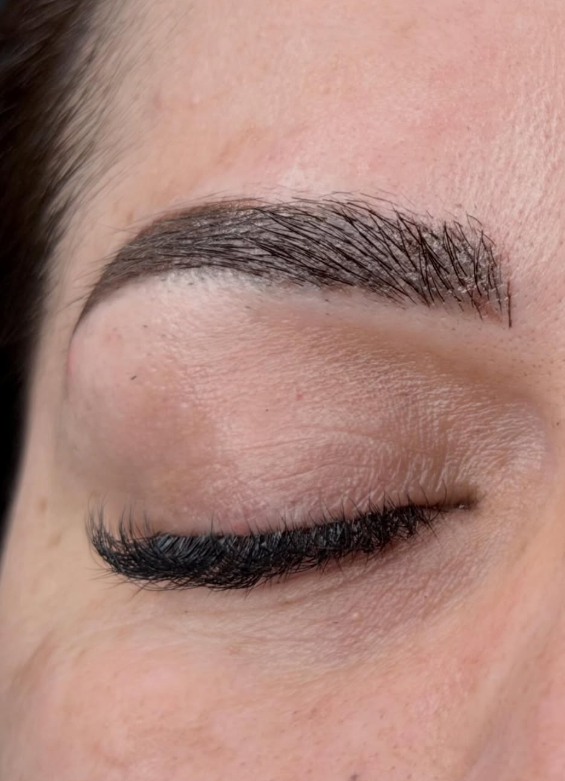 Diseño de cejas perfectas